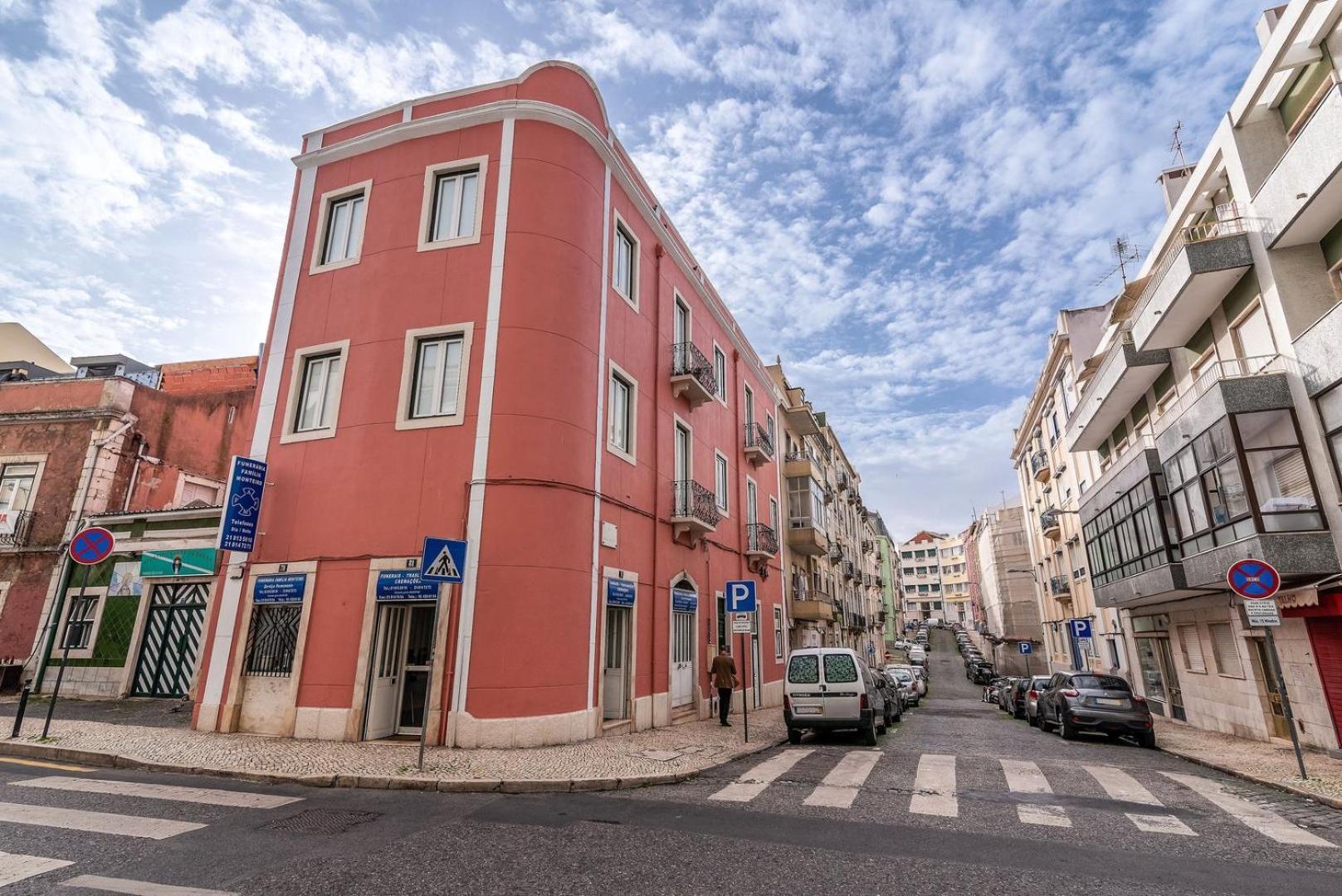 Guestready - Modern 2Bedroom Apartment In Graca Lisboa エクステリア 写真