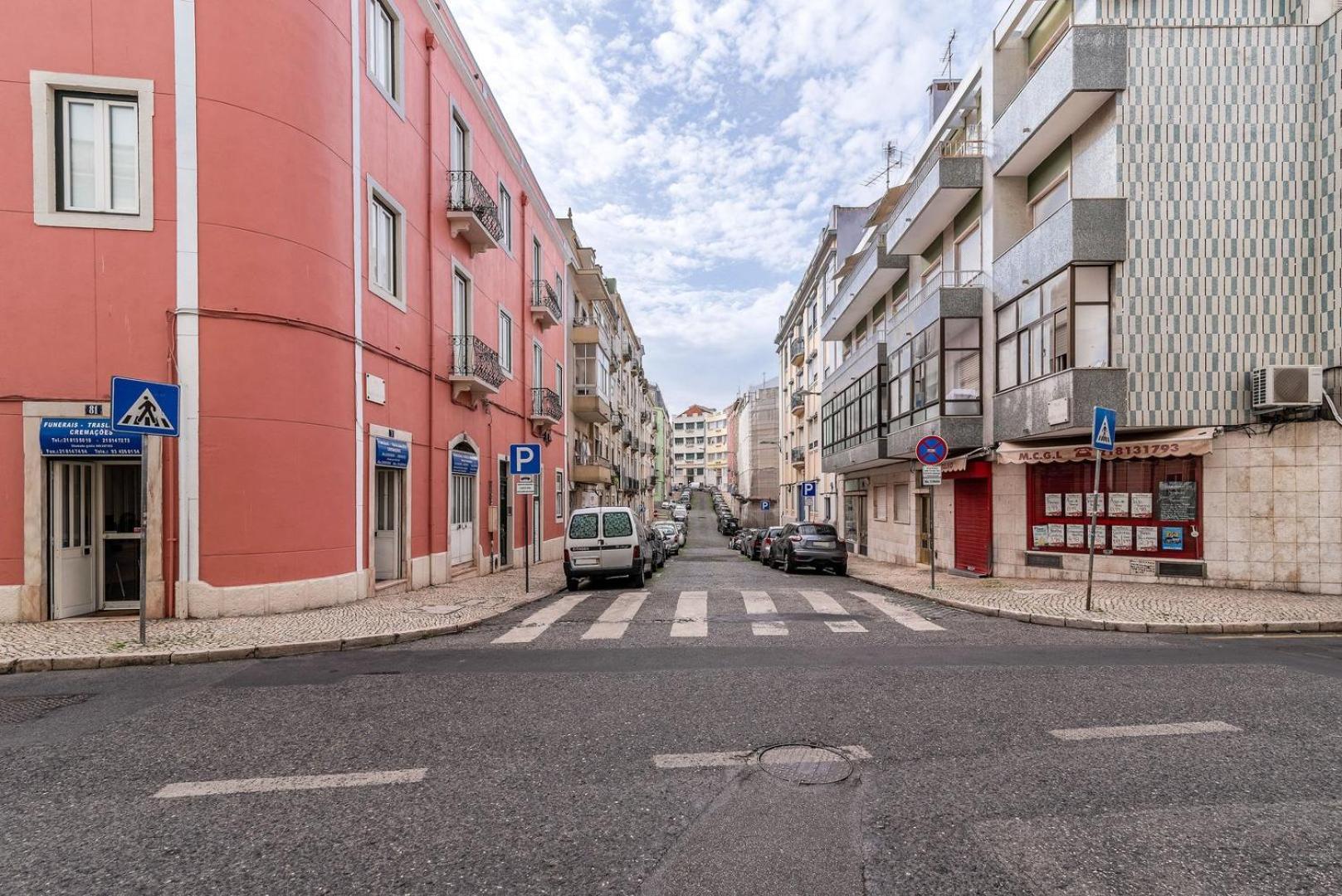 Guestready - Modern 2Bedroom Apartment In Graca Lisboa エクステリア 写真